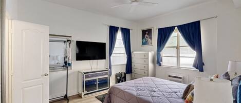 1 habitación, tabla de planchar con plancha y acceso a internet