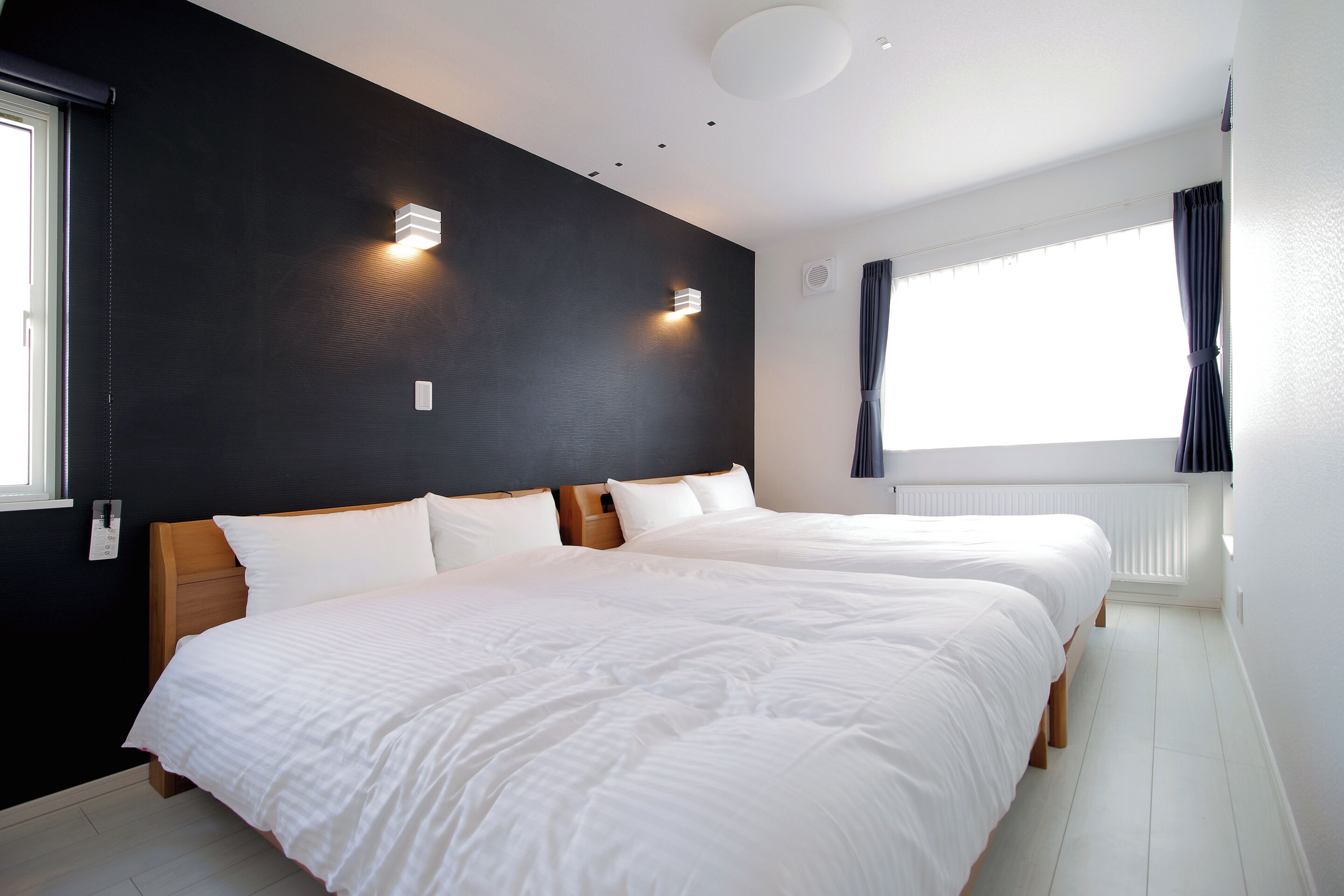 4 habitaciones, tabla de planchar con plancha y wifi gratis 