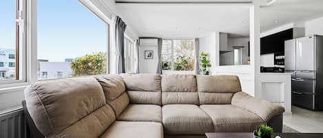 Deluxe House | Living area | Flat-screen TV