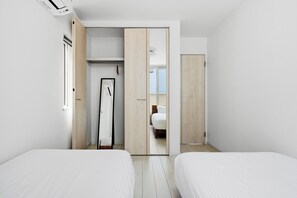 Deluxe House | 4 bedrooms, iron/ironing board, free WiFi - MIST (Sapporo)