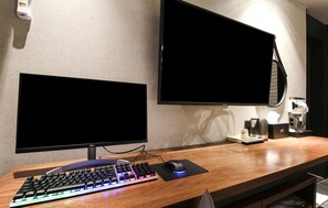 Habitació doble empresarial, no fumadors, bany privat | Decoració individual, mobiliari individual i escriptori 