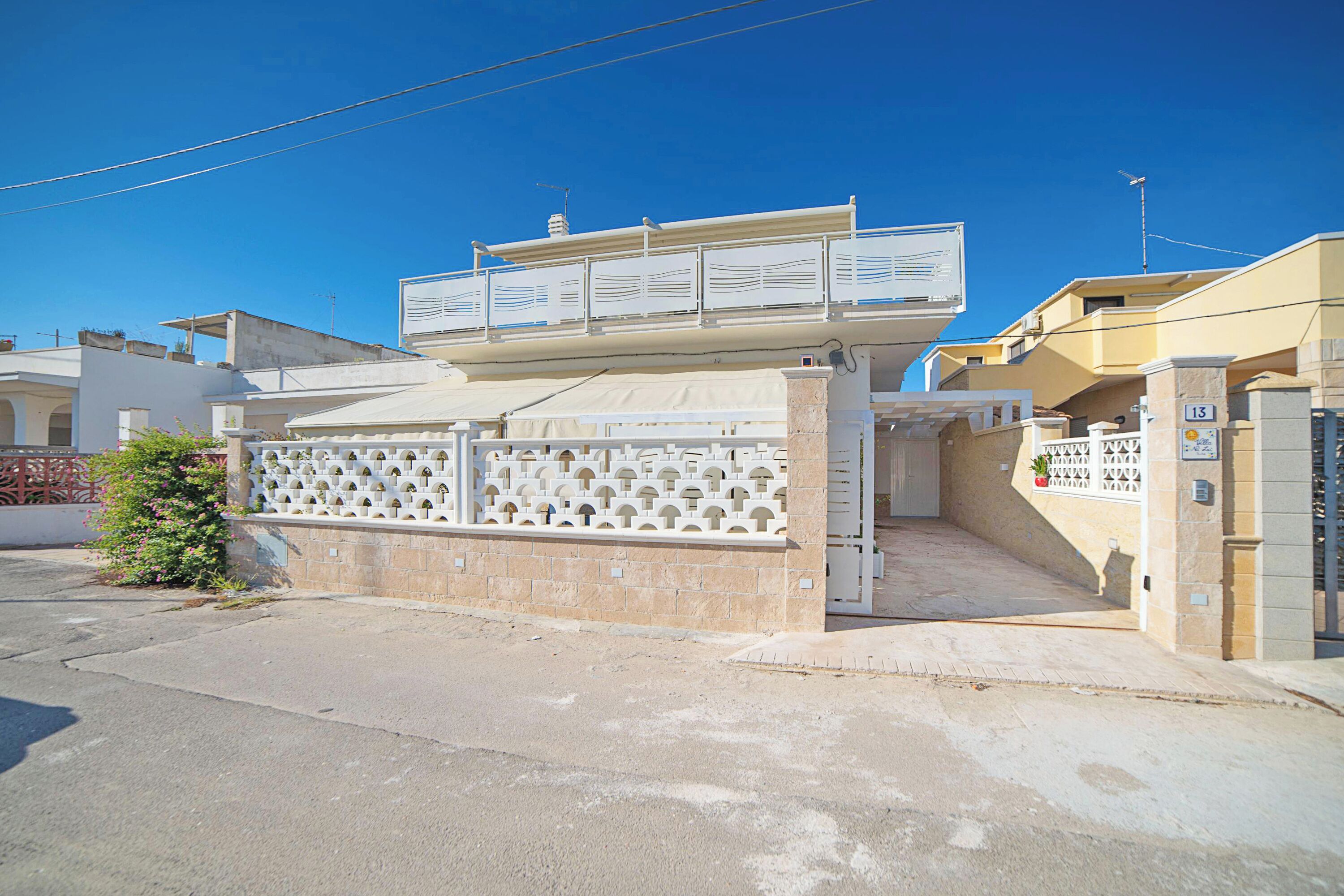 Casa standard, vários quartos, de frente para o mar (Villa Na' Lu' 1 with sea view) | Área da propriedade