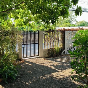 Fachada de la propiedad