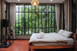 Deluxe Room | Free WiFi, bed sheets - The Melatonin Hostel  (Hat Yai)