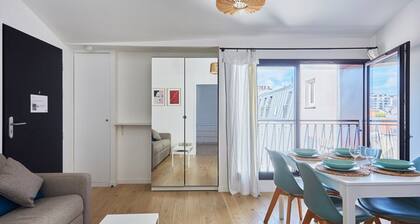 Apartment Boulogne Facing the "passage"