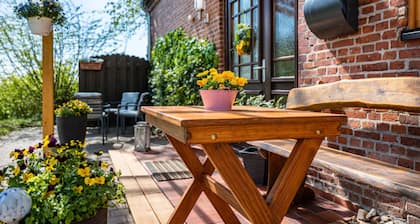 Holiday Home 'Himmelreich' with Private Terrace, Shared Garden and Wi-Fi