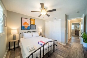 2 bedrooms, iron/ironing board, WiFi, bed sheets