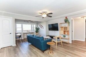 TV, offices - Sojourn 2 BR Beach Side Home with Ocean Views (Norfolk)