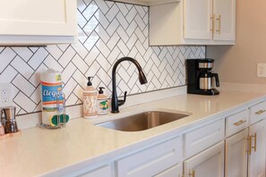 Fridge, microwave, oven, stovetop - Sojourn 2 BR Home with Deck Access & Ocean Views (Norfolk)