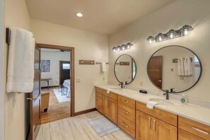 4 chambres, Wi-Fi, literie fournie