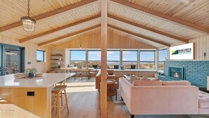 Nicht klassifiziertes Bild, 2 von 71, Schaltfläche