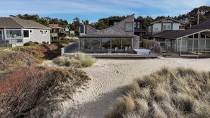 Exterior - Stunning oceanfront home with amazing views and Hot Tub! (Manzanita)