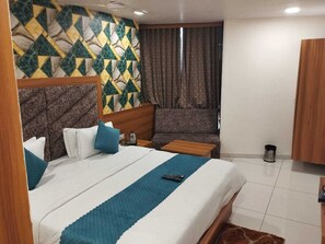 Deluxe Triple Room | Free WiFi