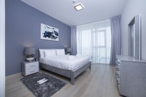 1 bedroom - Sophisticated Modern 1 BR on Blooms A JVC (Dubai)