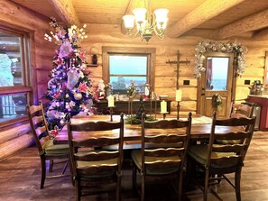 تناول الطعام