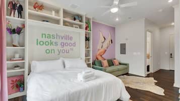 Iron/ironing board, WiFi, bed sheets, wheelchair access