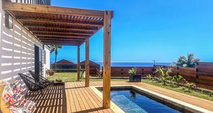Villa T2 Grand Anse, Reunion Island with swimming pool close to activity centers
