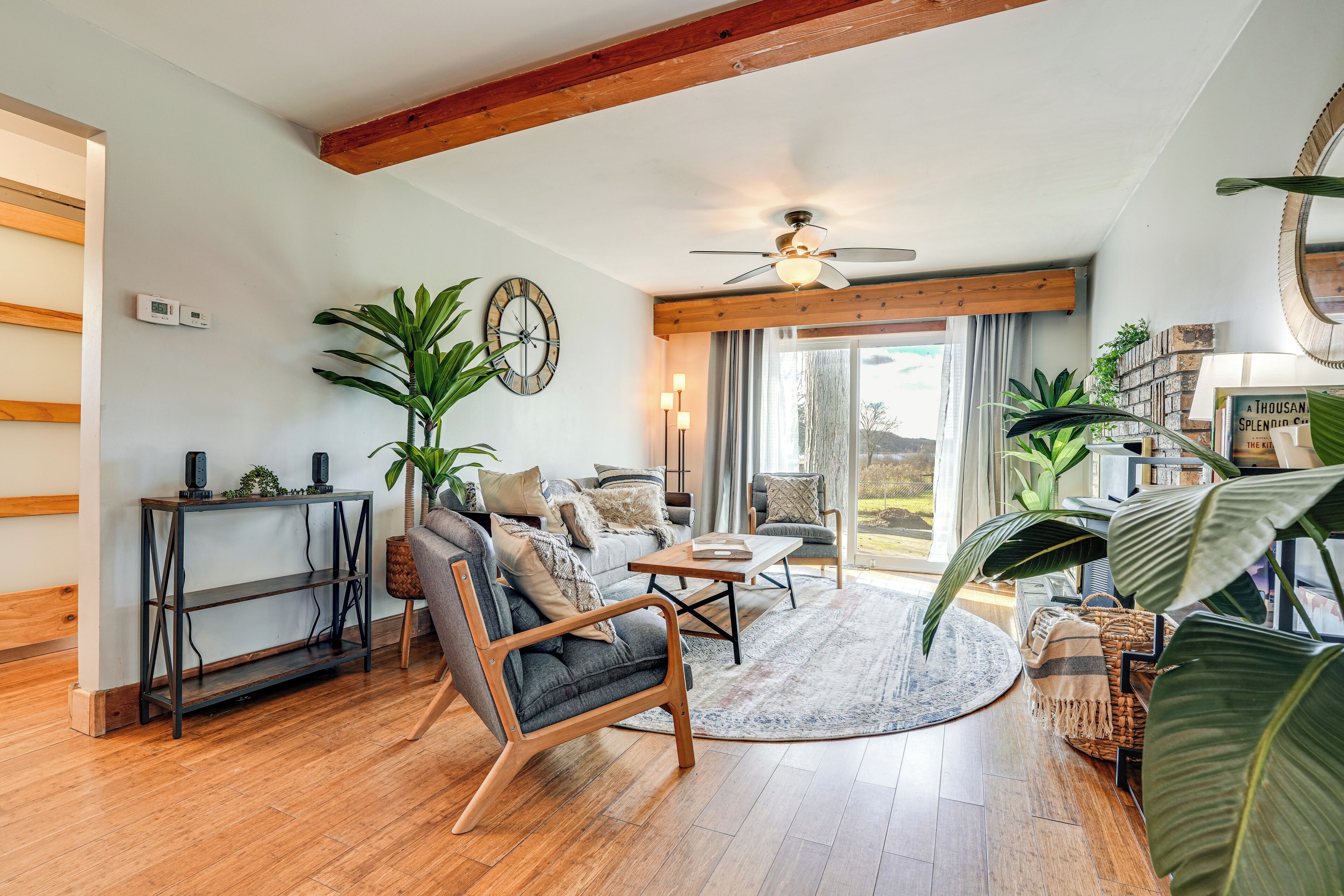 Secluded Home W/ Lake View In Delton! - Hastings, MI
