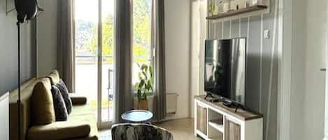 Apartment (One Bedroom Apartment) | Interior