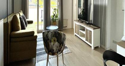 Modern & Charming - Free Private Parking