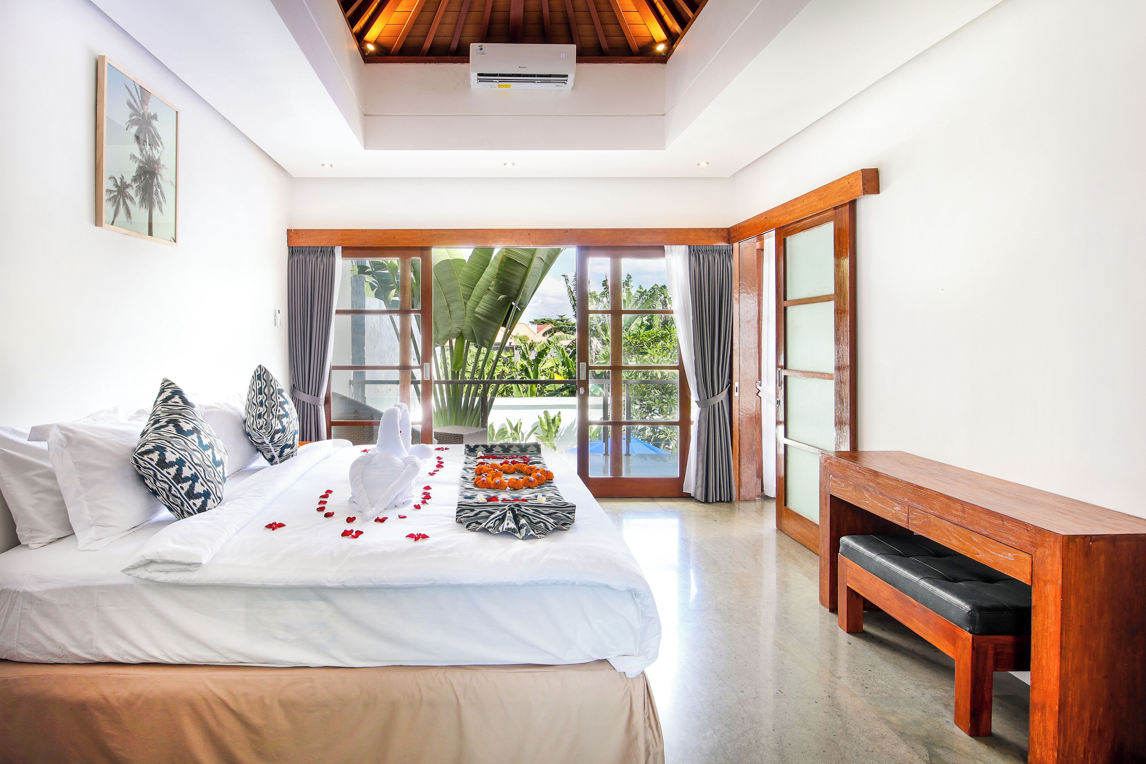 奢華別墅, 3 間臥室, 泳池景 | 3 間睡房、房內夾萬、熨斗/熨衫板、免費 Wi-Fi