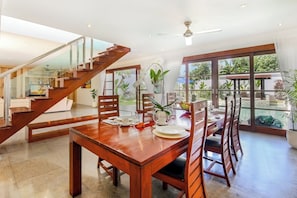 Luxury Villa, 3 Bedrooms, Pool View | Dining room