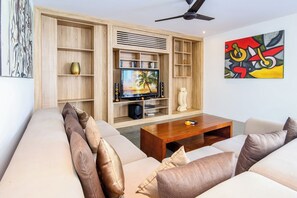 Villa Luxe, 3 chambres, vue piscine | Coin séjour