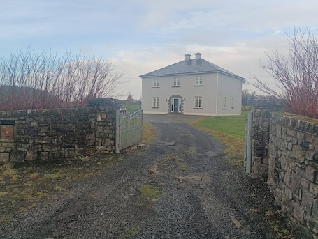 Exterior. Room 1 Williamstown, Ireland