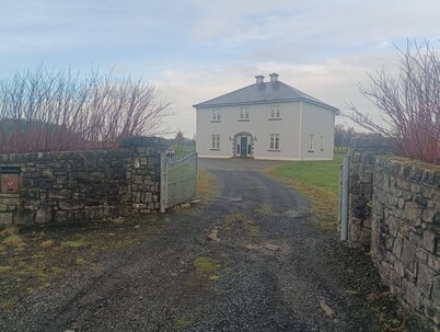 Room 1 Williamstown, Ireland