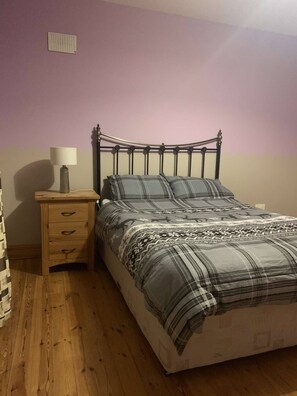 1 Schlafzimmer, Internetzugang, Bettwäsche