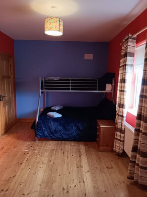 1 bedroom, Internet, bed sheets