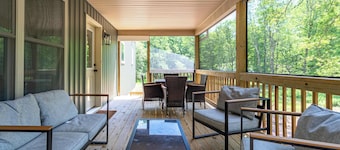 The Buckhorn Chalet | Hot Tub | Arcades | 6 Bedroom | Fire Place