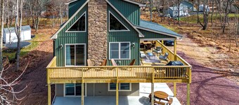 The Buckhorn Chalet | Hot Tub | Arcades | 6 Bedroom | Fire Place