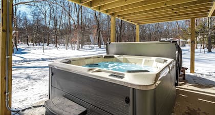 The Buckhorn Chalet | Hot Tub | Arcades | 6 Bedroom | Fire Place