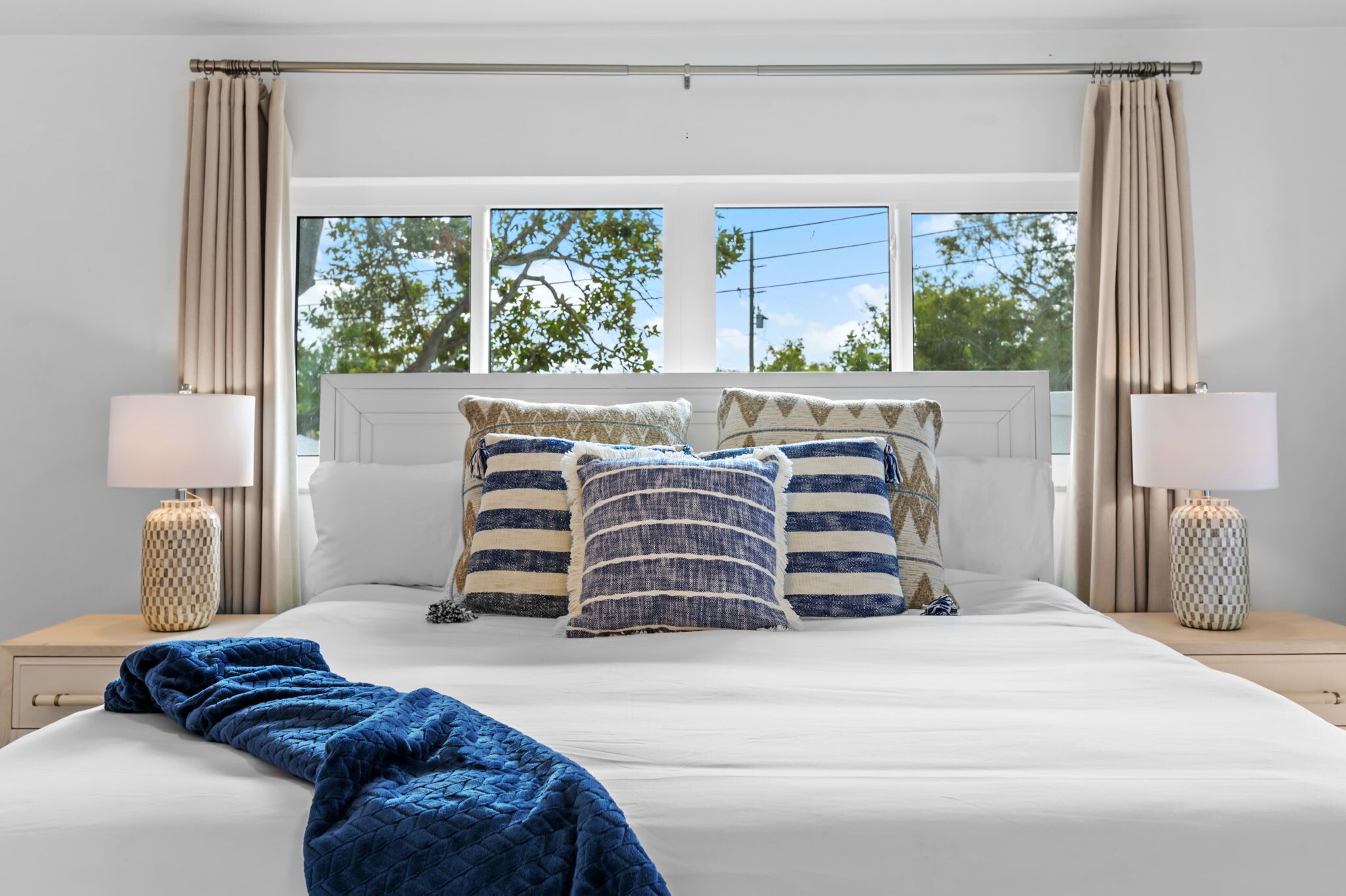 4 chambres, fer et planche à repasser, lit parapluie, Wi-Fi