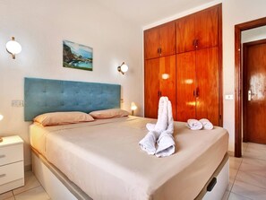 1 Schlafzimmer, Bügeleisen/Bügelbrett, kostenloses WLAN, Bettwäsche