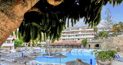 Zen Holidays, Heated Pool, Cond. Air, Terrace