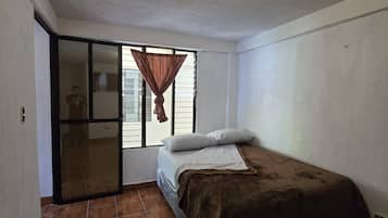 Family Apartment, 2 Bedrooms, Courtyard View | 2 bedrooms, premium bedding, free WiFi, bed sheets