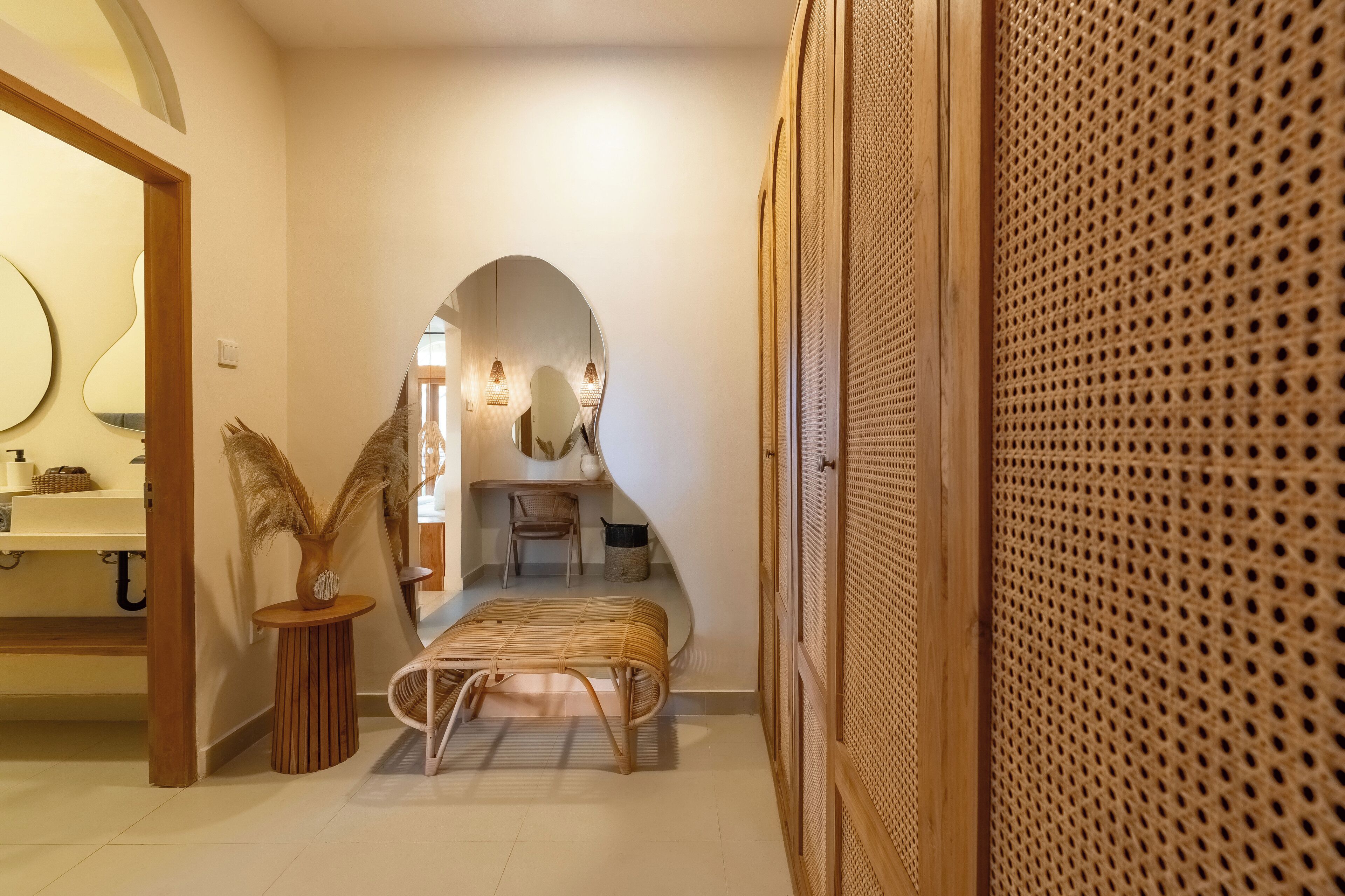 别墅, 阳台, 泳池景观 | 1 多间卧室、熨斗/熨衣板