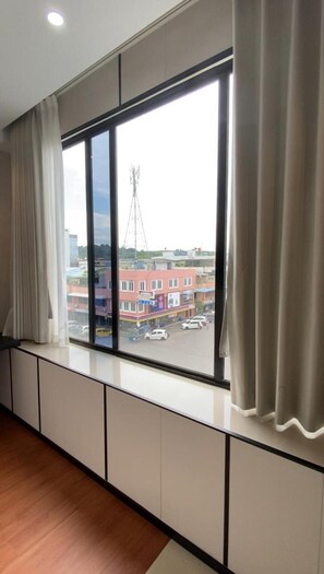 Deluxe Twin kamer | Een minibar, gratis wifi, beddengoed, rolstoeltoegang