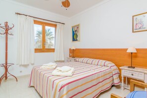 5 bedrooms - Can Nicolau - Villa With Private Pool. Free Wifi (Colònia De Sant Pere (artà), Illes Balears)