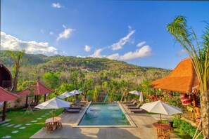 Outdoor pool - Klumpu Hill Villa Nusa Penida  (Penida Island)
