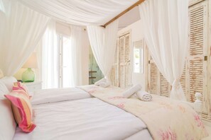 3 bedrooms, iron/ironing board