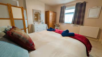 4 quartos, ferros/tábuas de passar roupa, Wi-Fi de cortesia