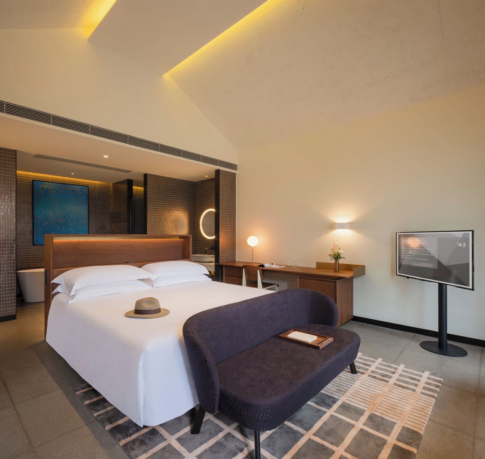 浪漫雙人房, 浴缸 | 高級寢具、羽絨被、特厚豪華床墊、迷你吧贈品