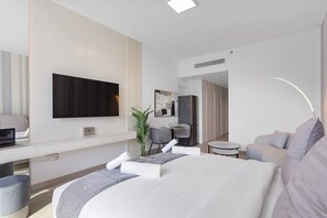 1 bedroom, iron/ironing board, travel cot, WiFi