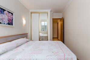 1 bedroom, iron/ironing board
