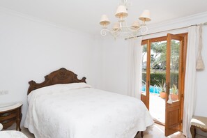 4 soverom og strykejern/-brett