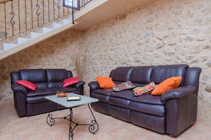 Ping pong - Aubadellet (can Randa) - Villa With Private Pool (Villafranca De Bonany, Illes Balears)