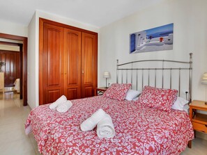 2 habitaciones, tabla de planchar con plancha y wifi gratis 